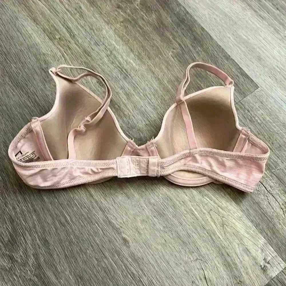 Maidenform bra light pink with dark pink stripes - Picture 2 of 4